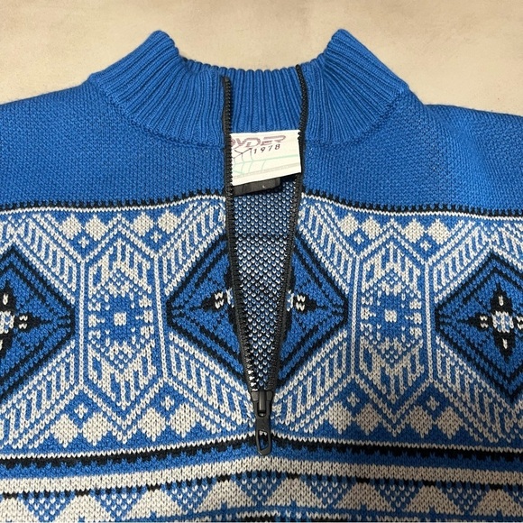 SPYDER Arc 1/4 Zip Pullover Sweater - Picture 4 of 10